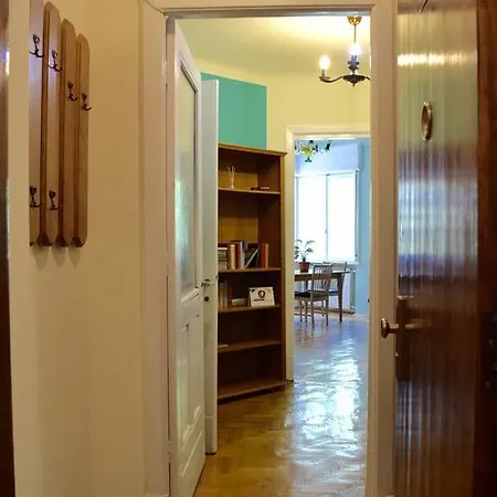 Apartamento With Balcony In *